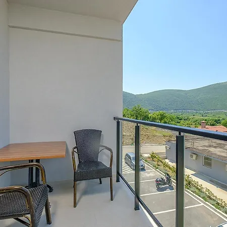 Bed & Breakfast Dubrave Budva